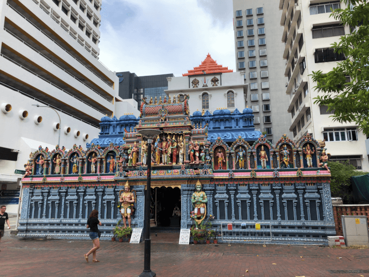 スリ・クシュナン寺院 (Sri Krishnan Temple)